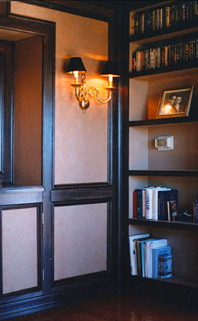 Rosewood/Parchment Faux